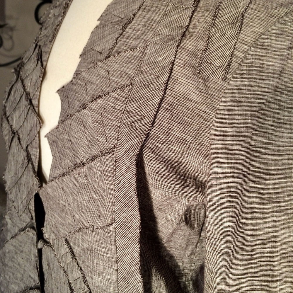 Chico's Pleated Linen Jacket - Picture 3 of 8